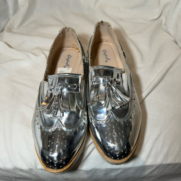 Qupid Tassle Loafers, lug sole womens shoes - Picture 8 of 8